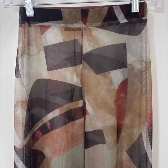 PrettyLittleThing Chocolate Abstract print wide leg mesh pants size 0 - Picture 5 of 10